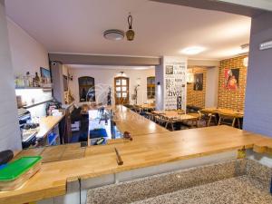 Pronájem restaurace, Praha - Vršovice, 152 m2