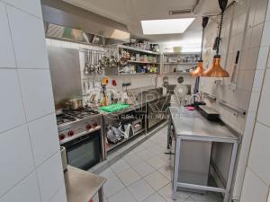 Pronájem restaurace, Praha - Vršovice, 152 m2