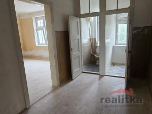 Prodej bytu 3+1, Opava - Předměstí, Bezručovo náměstí, 75 m2