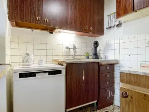 Prodej bytu 2+kk, Praha, 28. pluku, 64 m2