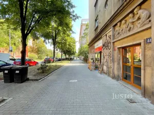 Prodej bytu 2+kk, Praha, 28. pluku, 64 m2