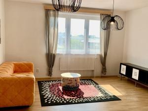 Pronájem bytu 2+kk, Kosmonosy, Zahradní, 55 m2