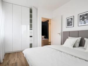 Prodej bytu 3+kk, Praha - Horní Měcholupy, Milánská, 68 m2