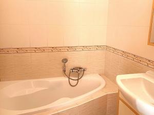 Prodej bytu 2+kk, Rousínov, Nad Školou, 58 m2