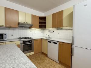 Pronájem bytu 3+1, Kladno - Kročehlavy, Norská, 76 m2
