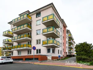 Pronájem bytu 1+kk, Praha - Horní Měcholupy, Padovská, 40 m2