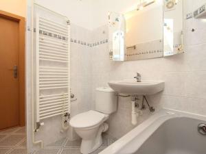 Pronájem bytu 1+kk, Pardubice - Bílé Předměstí, U Kostelíčka, 37 m2