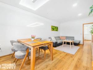 Prodej bytu 3+kk, Náchod, Bílá, 70 m2