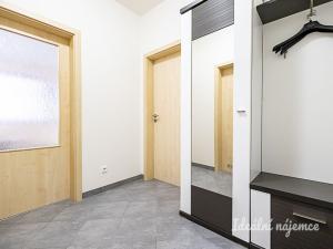 Pronájem bytu 2+kk, Praha - Kyje, Sicherova, 47 m2