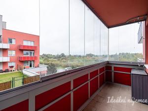 Pronájem bytu 2+kk, Praha - Kyje, Sicherova, 47 m2