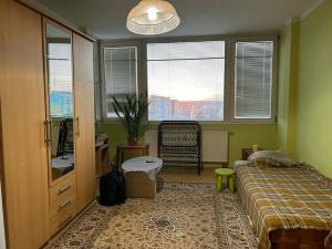 Pronájem bytu 2+kk, Praha - Troja, Olštýnská, 42 m2