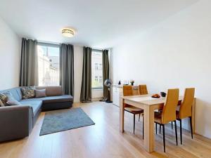 Prodej bytu 2+kk, Praha - Smíchov, Nádražní, 2 m2