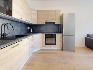 Prodej bytu 2+kk, Praha - Smíchov, Nádražní, 2 m2