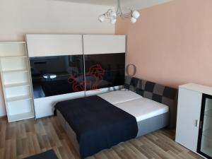Pronájem bytu 2+kk, Praha - Libeň, U libeňského pivovaru, 49 m2