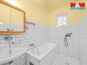 Prodej rodinného domu, Trnov - Záhornice, 360 m2