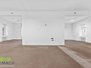 Pronájem obchodního prostoru, Uherské Hradiště, Palackého náměstí, 110 m2
