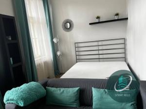 Pronájem bytu 1+kk, Praha - Dejvice, Muchova, 30 m2