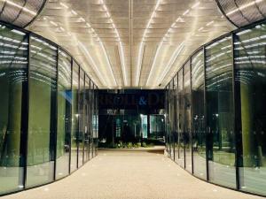 Pronájem obchodního prostoru, Ostrava - Moravská Ostrava, náměstí Biskupa Bruna, 182 m2