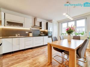 Prodej rodinného domu, Mariánské Lázně, Ladova, 221 m2