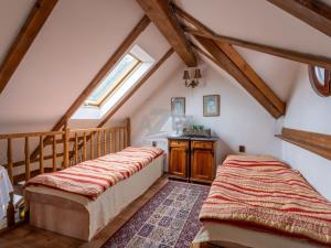 Prodej ubytování, Příbor, Švédská, 1604 m2