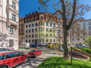 Prodej bytu 2+kk, Praha, Černomořská, 57 m2