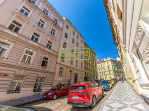 Prodej bytu 2+kk, Praha, Černomořská, 57 m2