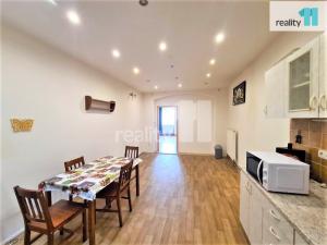 Pronájem bytu 2+1, Cerhenice, Nádražní, 79 m2