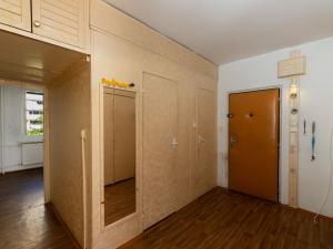 Prodej bytu 3+1, Praha - Kamýk, Dobevská, 75 m2
