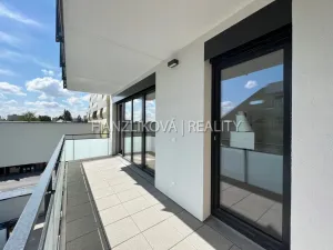 Pronájem bytu 1+kk, České Budějovice, O. Nedbala, 51 m2