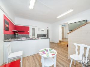 Prodej obchodního prostoru, Olomouc - Nová Ulice, 84 m2
