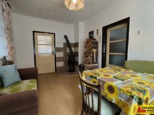 Pronájem rodinného domu, Ostrov u Macochy, 110 m2