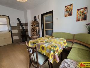 Pronájem rodinného domu, Ostrov u Macochy, 110 m2