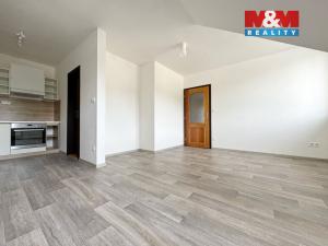 Pronájem bytu 2+kk, Bzenec, náměstí Svobody, 51 m2