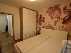 Pronájem bytu 3+1, Ústí nad Labem, Tolstého, 68 m2