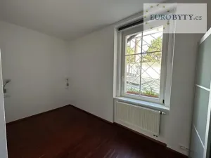 Pronájem bytu 3+1, Praha - Nusle, Na Pankráci, 90 m2