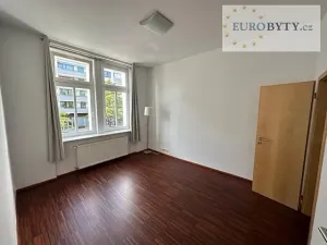 Pronájem bytu 3+1, Praha - Nusle, Na Pankráci, 90 m2