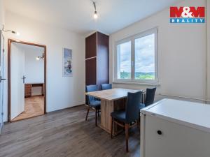 Prodej bytu 3+1, Nová Role, Školní, 58 m2