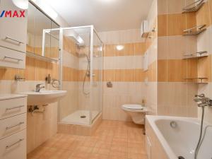 Pronájem bytu 2+kk, Hradec Králové - Třebeš, Svatojánská, 57 m2