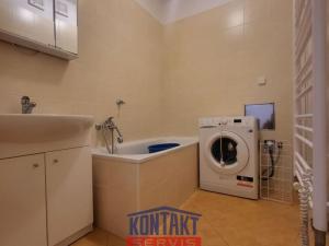 Pronájem bytu 2+kk, České Budějovice, Nová, 70 m2