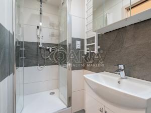 Prodej bytu 2+kk, Praha, Brandlova, 44 m2
