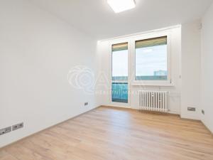 Prodej bytu 2+kk, Praha, Brandlova, 44 m2