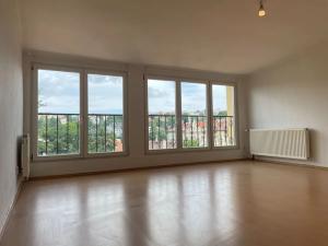 Pronájem atypického bytu, Praha - Nusle, Křesomyslova, 27 m2