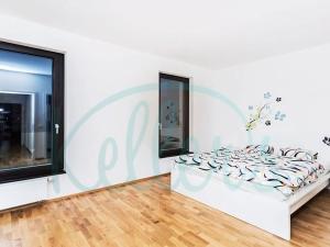 Pronájem bytu 2+kk, Praha - Michle, Baarova, 66 m2