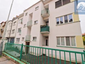 Prodej bytu 3+1, Praha - Dejvice, Mydlářka, 105 m2