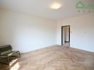 Pronájem bytu 3+1, Křenovice, Na Nivě, 68 m2