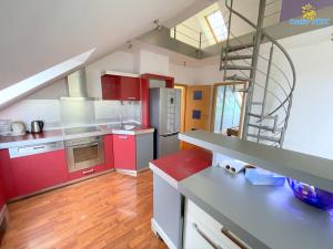 Pronájem atypického bytu, Praha - Krč, Budějovická, 69 m2