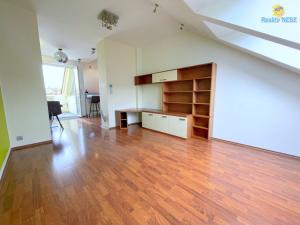 Pronájem atypického bytu, Praha - Krč, Budějovická, 69 m2