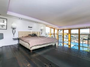 Prodej bytu 4+kk, Praha - Hlubočepy, Devonská, 440 m2