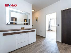 Prodej bytu 2+1, Praha - Černý Most, náměstí Plukovníka Vlčka, 67 m2