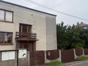 Prodej rodinného domu, Hořiněves, 270 m2